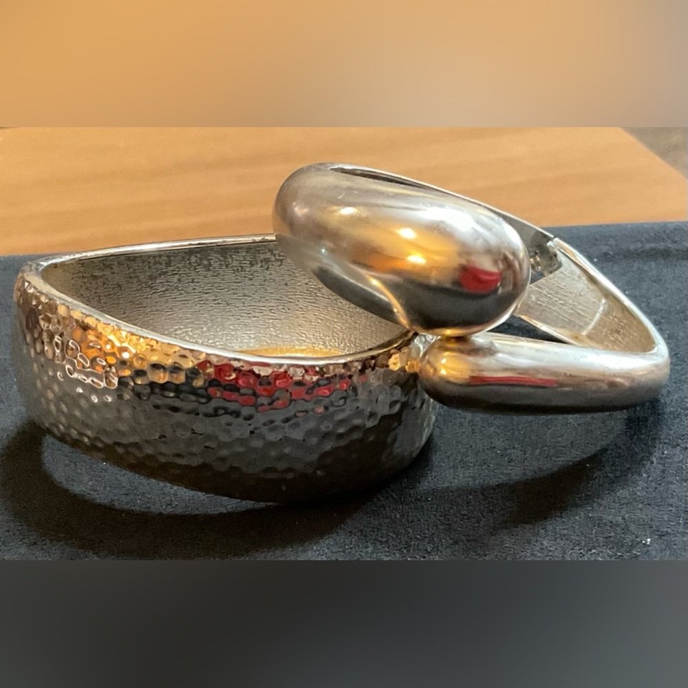 Silver: plated/toned/costume chunky heavy hinged duo/set of cuff bracelets.